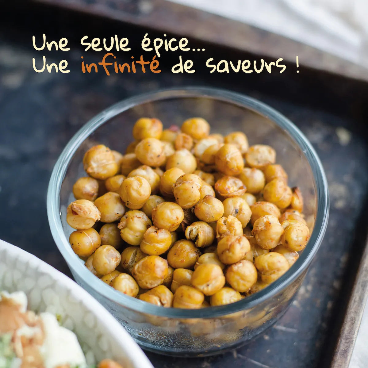 Salade de pois chiches cuisinée avec du garam masala moulu bio Pizca pour une infinité de saveurs
