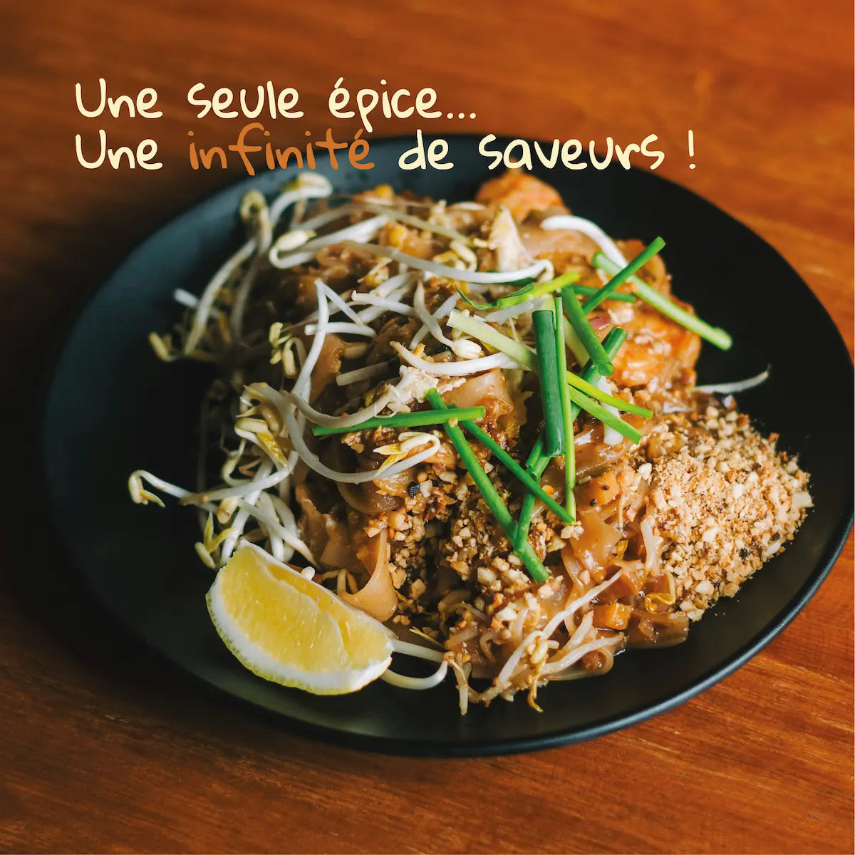 Plat de Pad Thaï cuisiné avec du gingembre moulu bio Pizca pour une infinité de saveurs
